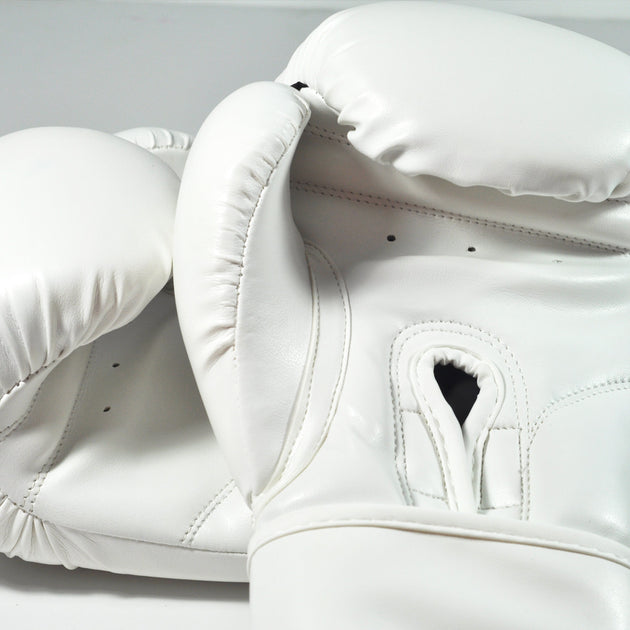 Kali Active Core White Glove